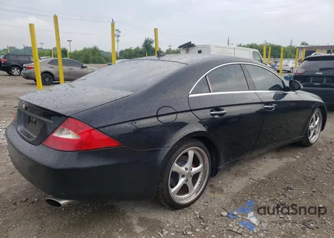 2008 Mercedes-Benz Cls 550 z USA, uszkodzony, nr VIN WDDDJ72X88A136390